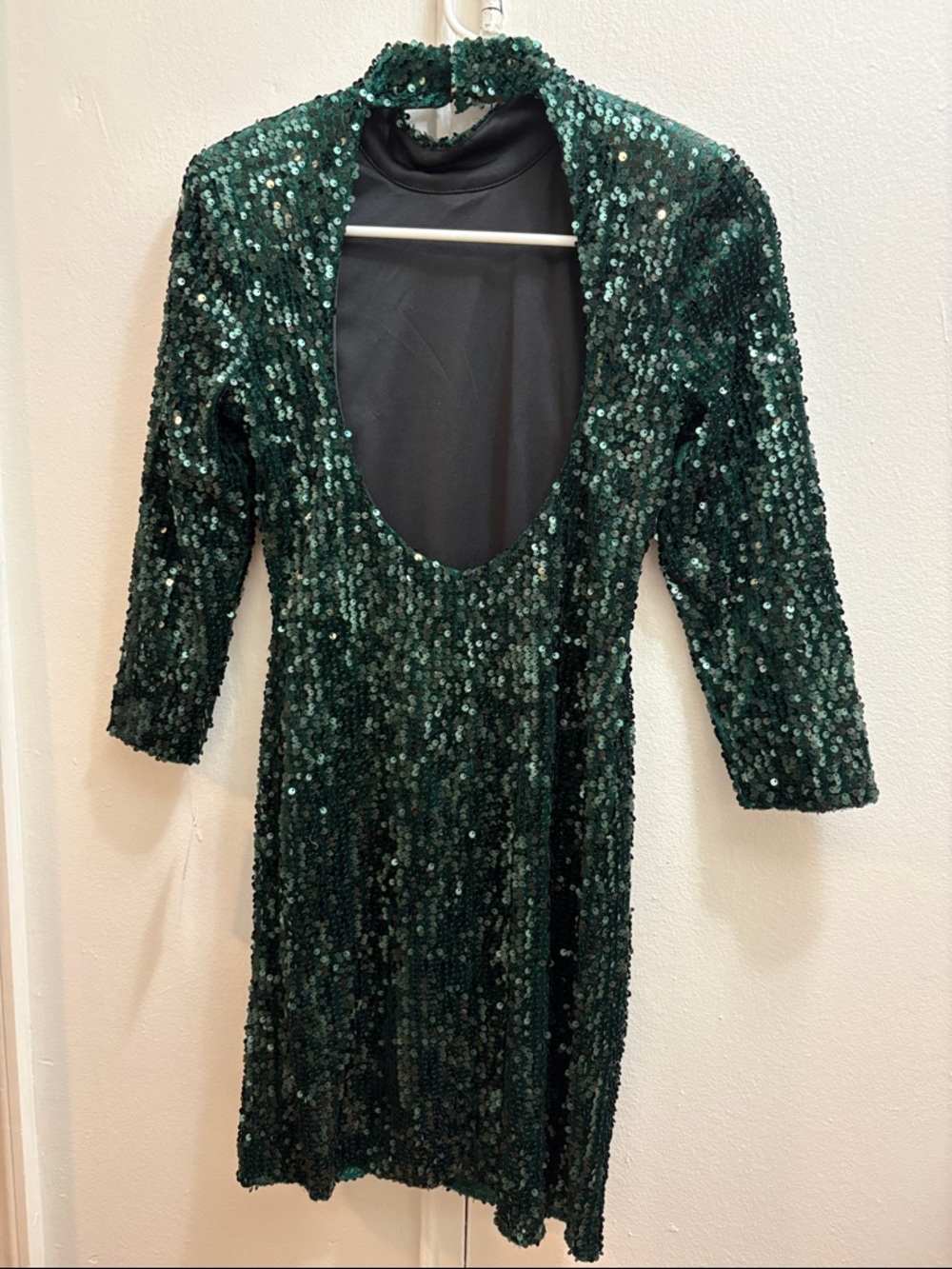 NWOT Donna Morgan Emerald Sequin Three Quarter Sleeve Open Back Dress Size 2 - Picture 6 of 7